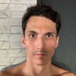 PAULO BARROS