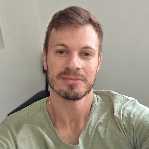 ERNEI JUNIOR PADILHA